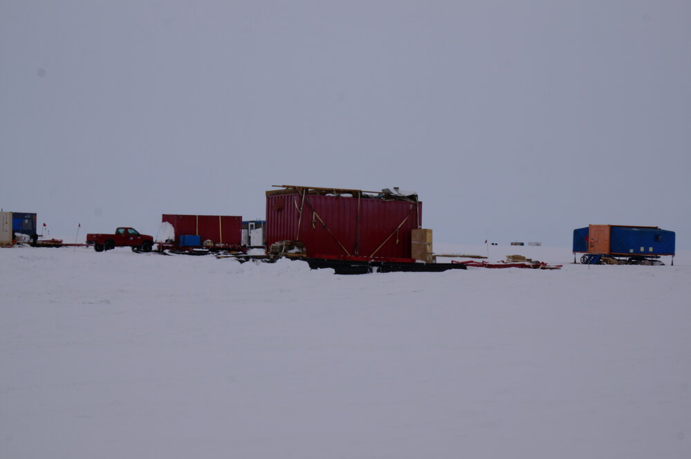 2018-19 USAP equipment and containers (003)