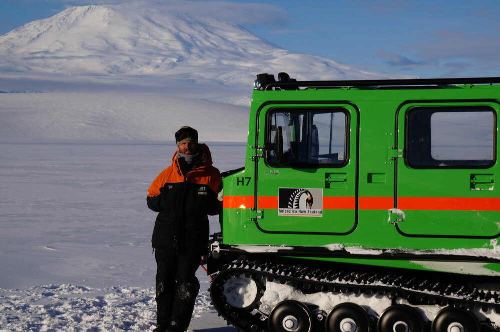 2018-19 Mike Gillies in front of Mount Erebus (002)