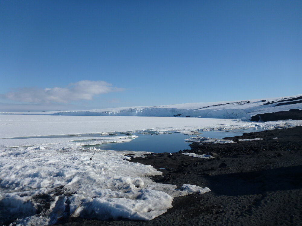 Barne Glacier and Home Beach (001)