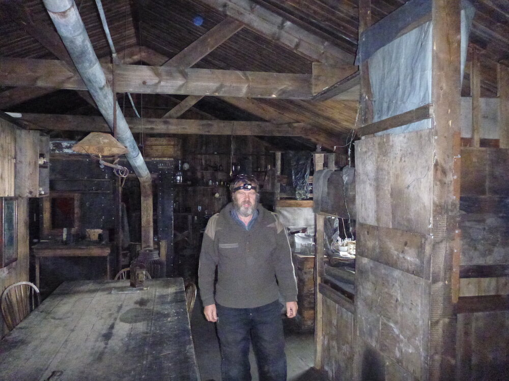 Kevin de Silva in Scott's 'Terra Nova' hut