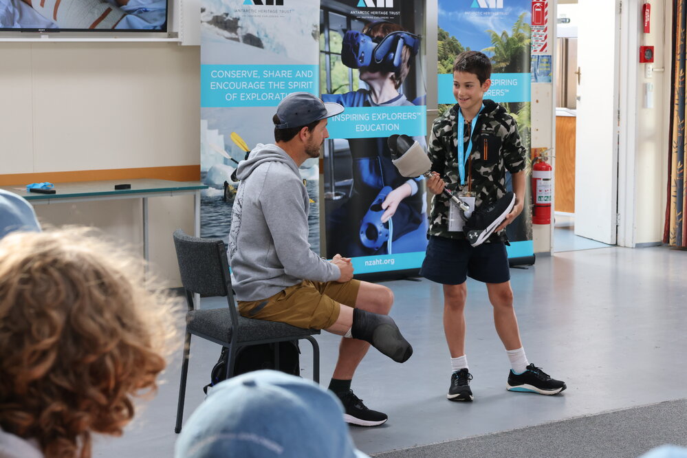 Inspiring Explorer Thomas assists William Pike with his presentation (008)