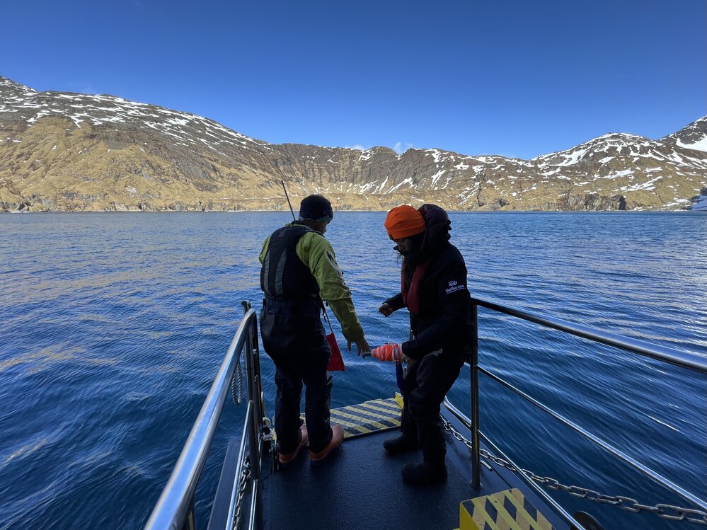 Inspiring Explorer Jenny Sahng taking readings in Godthul