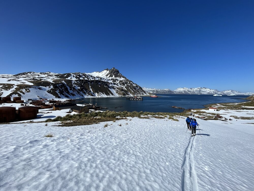 Mount Hodges climbing team begin their ascent