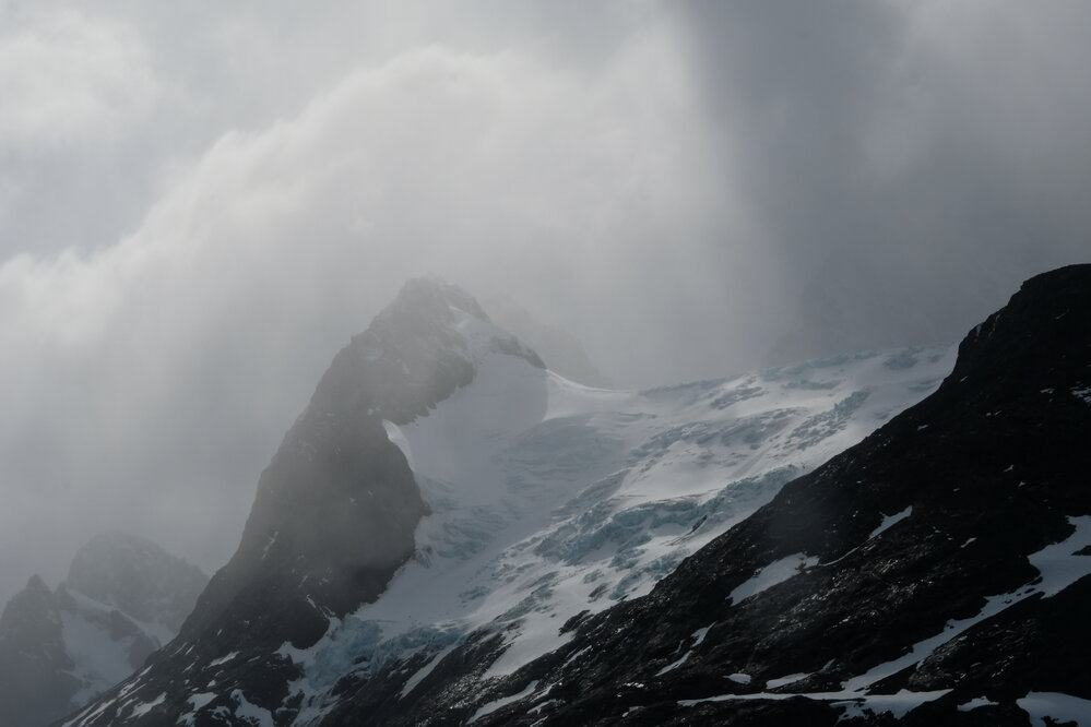 South Georgia mountains, Drygalski Fjord (005)