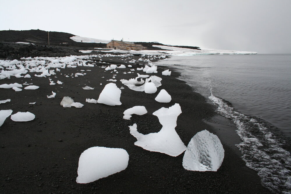 2013-14 Ice formations near Scott's 'Terra Nova' hut, Cape Evans