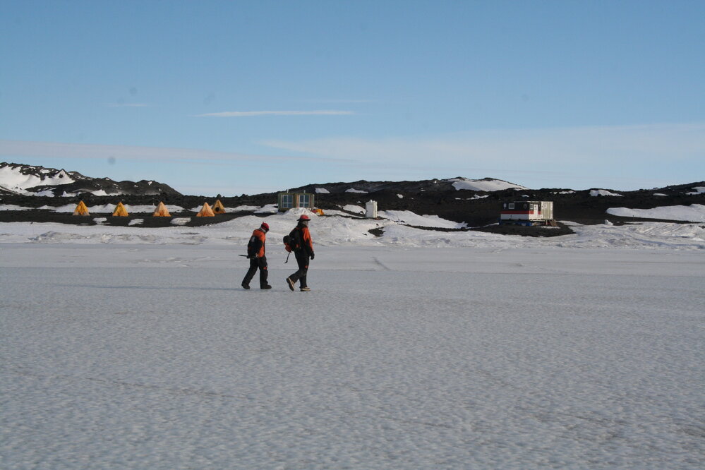 2013-14 Josiah Wagener and Lizzie Meek on a walk near Cape Evans