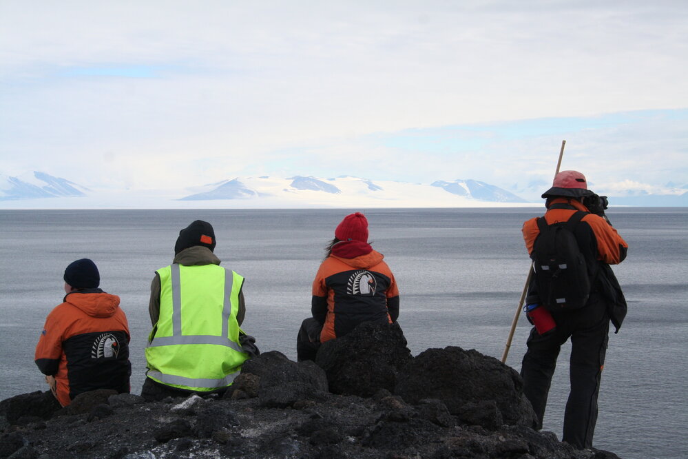 2013-14 AHT team on a walk near Cape Evans