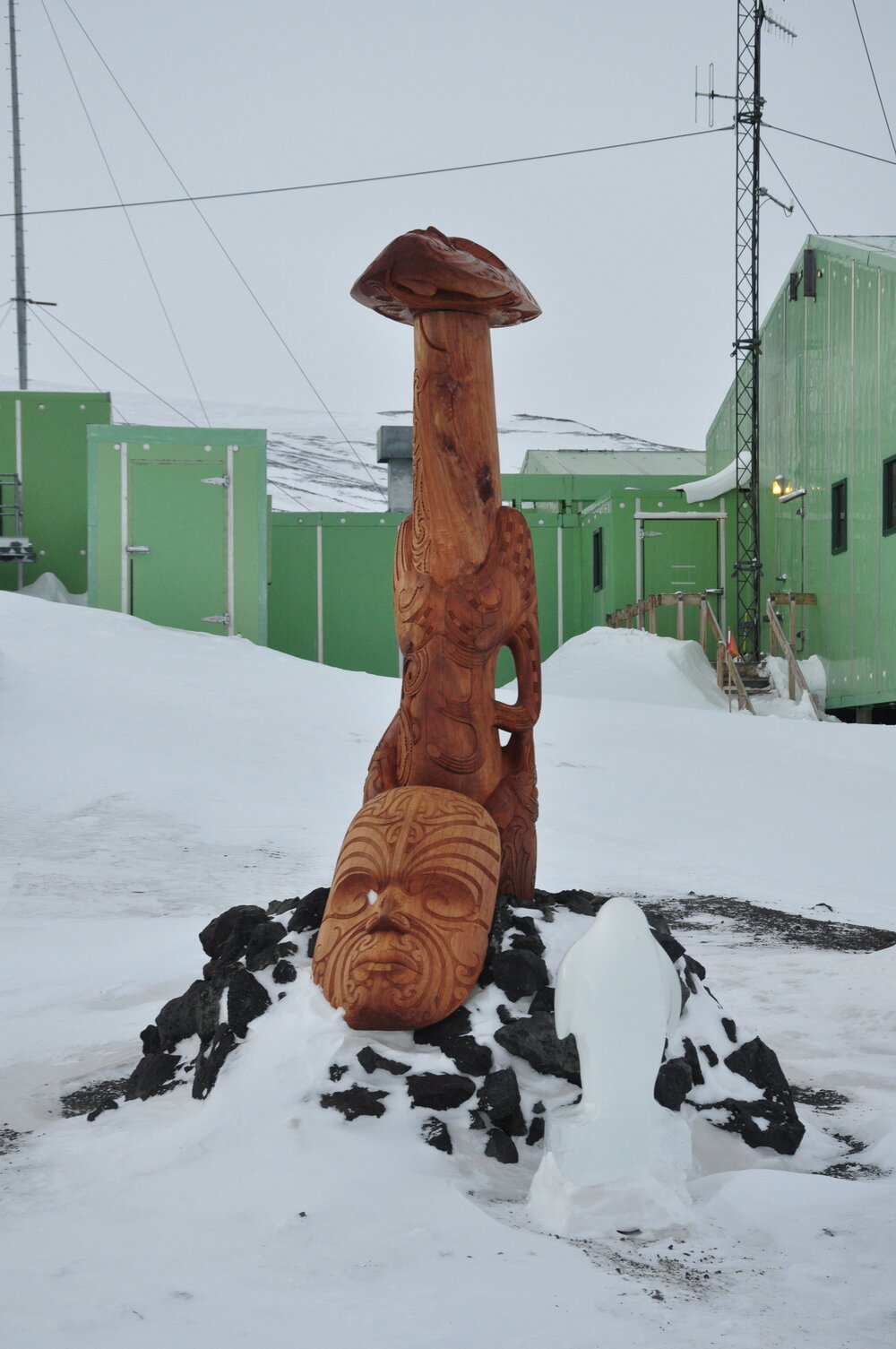 2013-14 Pouwhenua at Scott Base