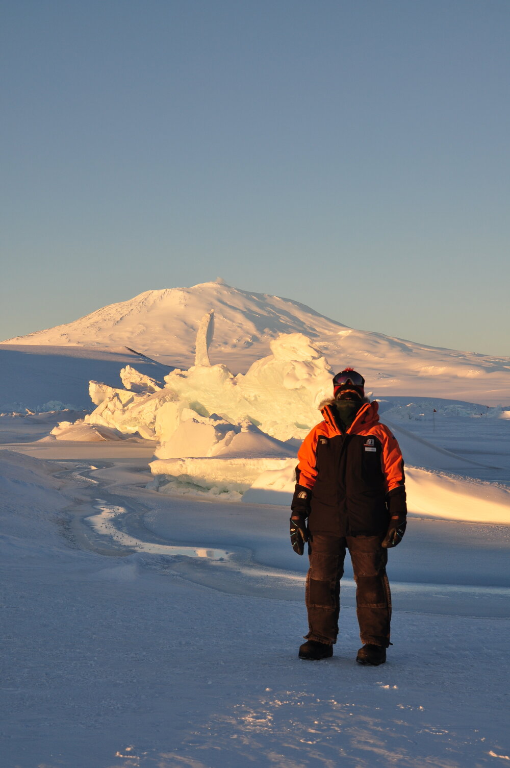 2013-14 Lizzie Meek in front of Mount Erebus