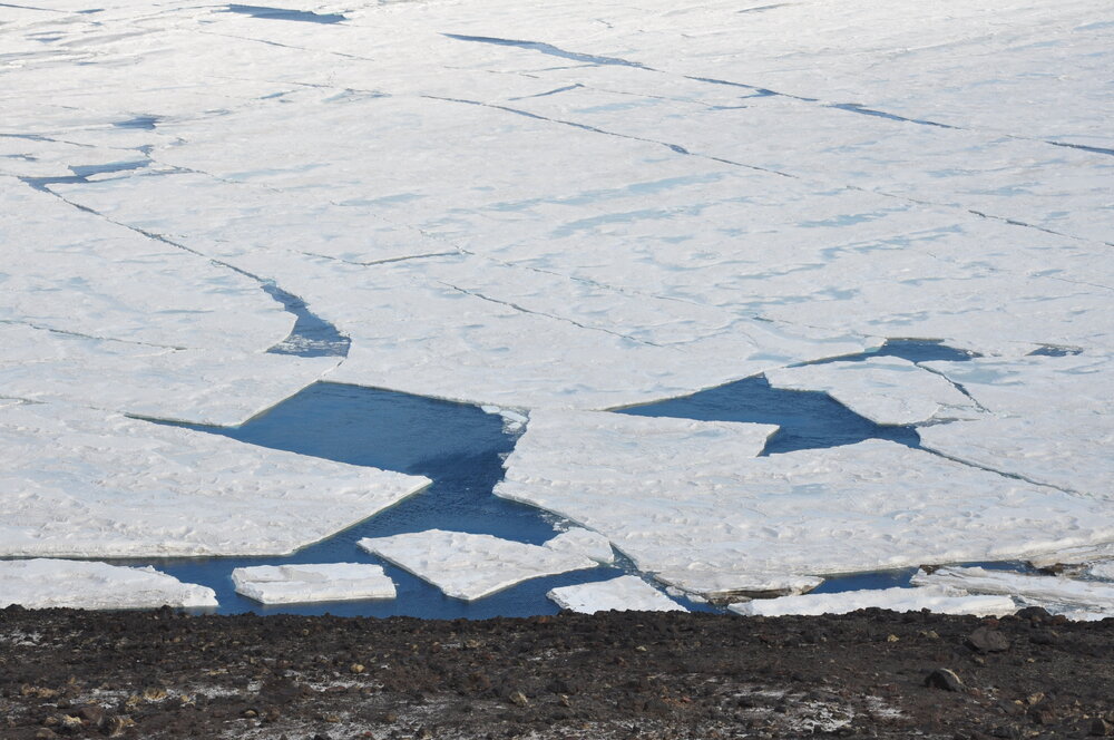 2013-14 Sea ice breaking up near Scott Base