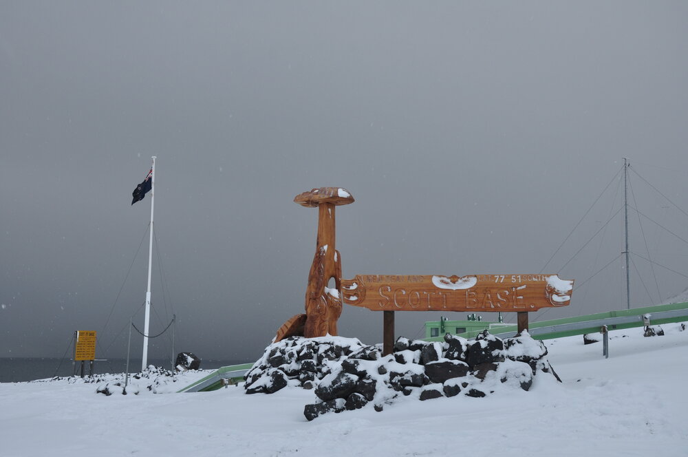2013-14 Pouwhenua at Scott Base