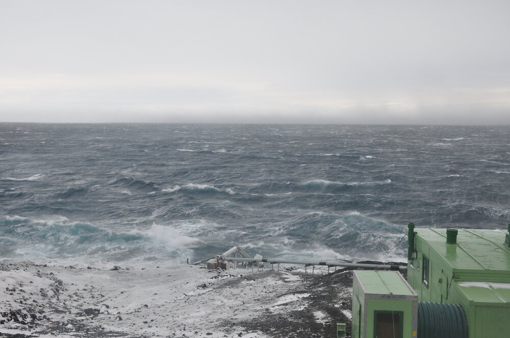 2013-14 TAE/IGY hut at Scott Base