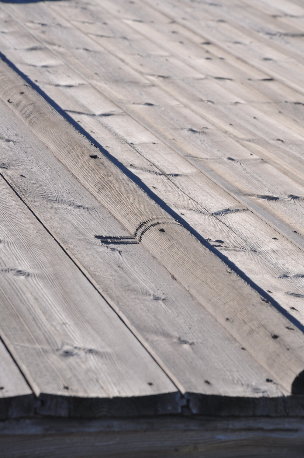 2013-14 Mark on the roof of Scott's 'Discovery' hut, Hut Point