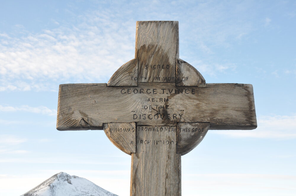 2013-14 Vince's Cross, Hut Point