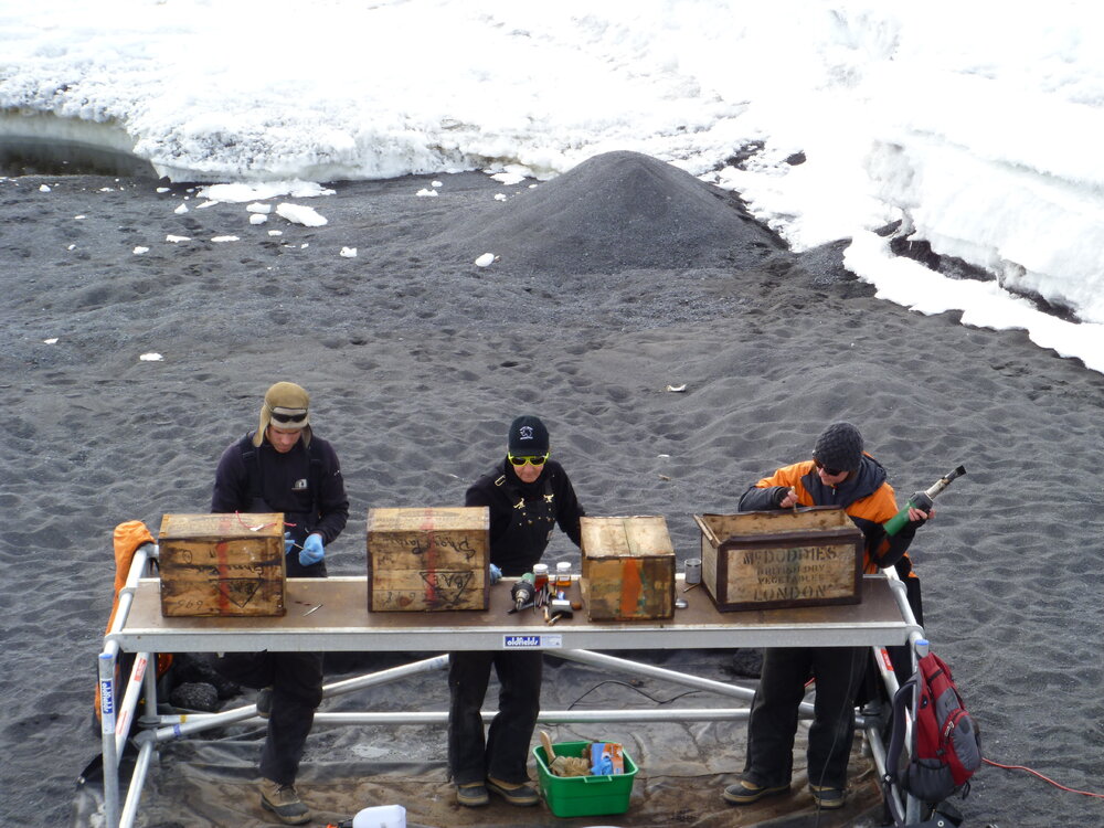2010-11 Conservators at work, Jamie Clarke, Diana Komejan, Cricket Harbeck