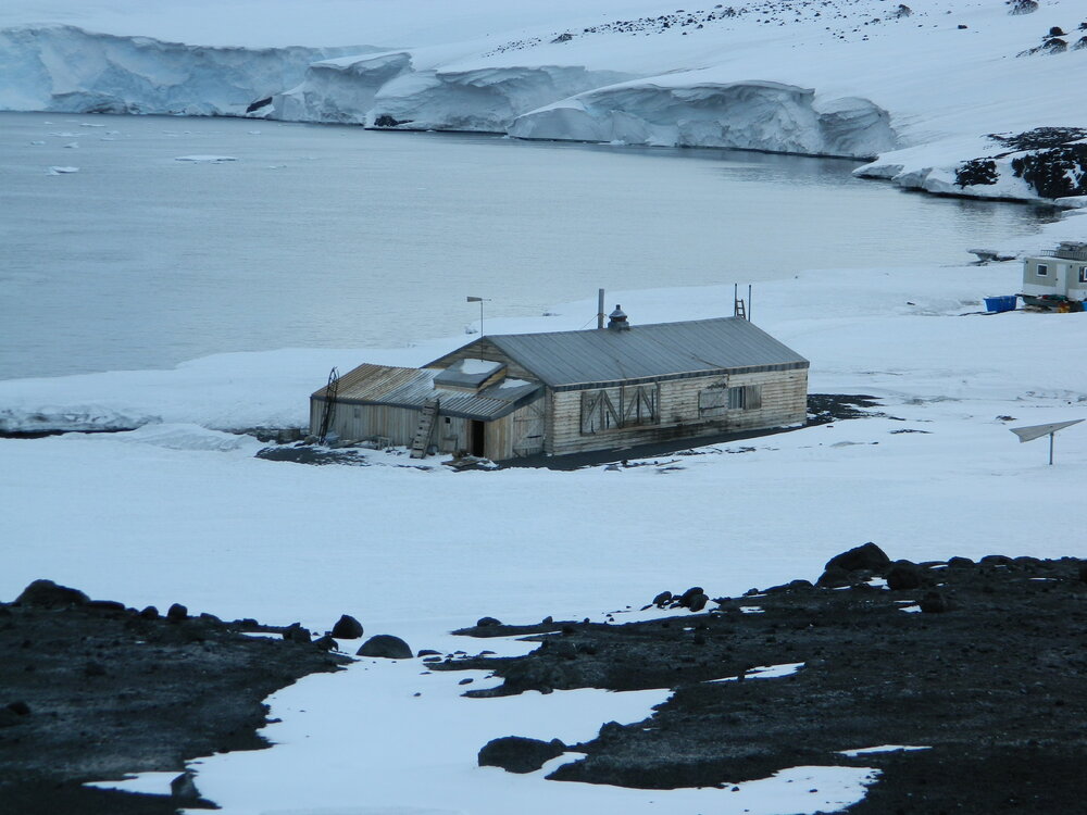 2012 Scott's 'Terra Nova' hut and Barne Glacier