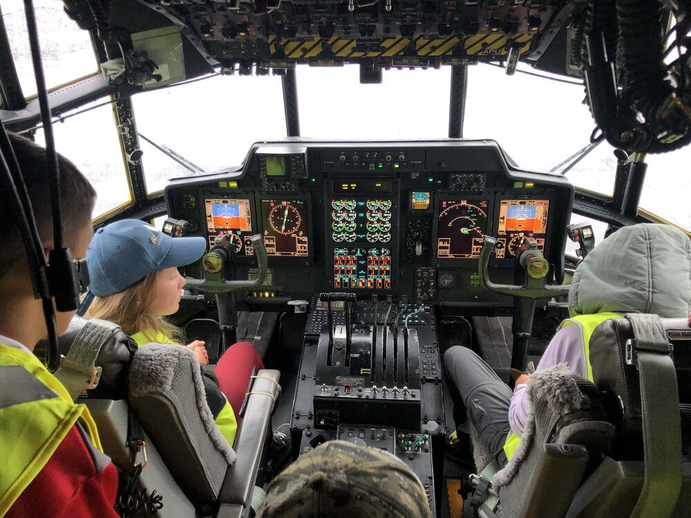 Young Inspiring Explorers&trade; visiting RNZAF C130 Hercules (008)