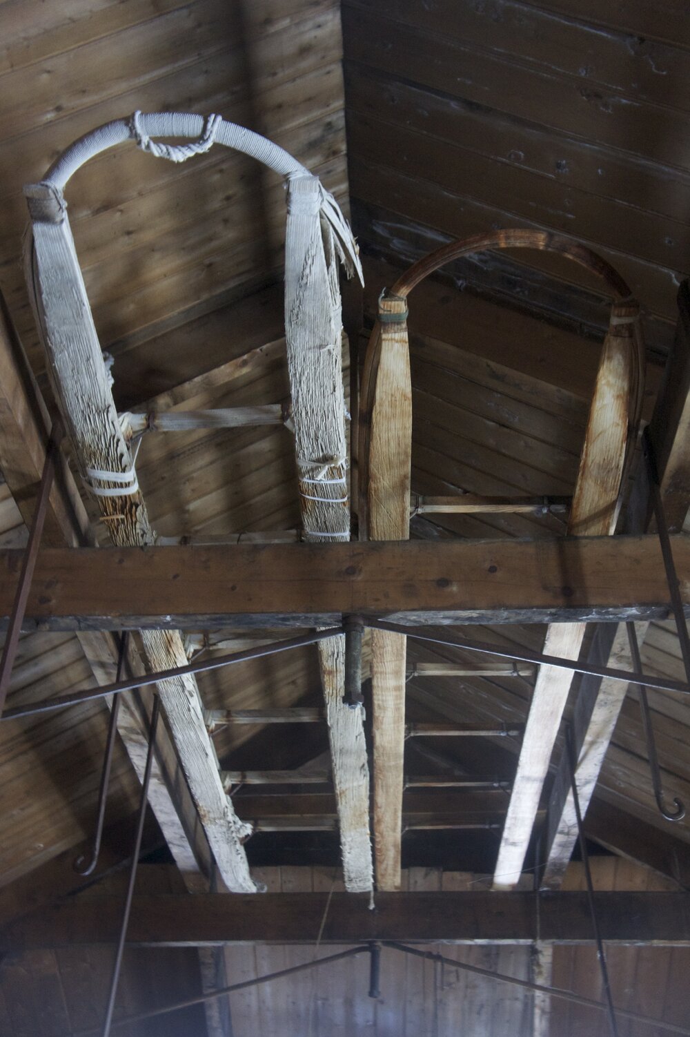 2012 Shackleton's 'Nimrod' hut, interior, sledges