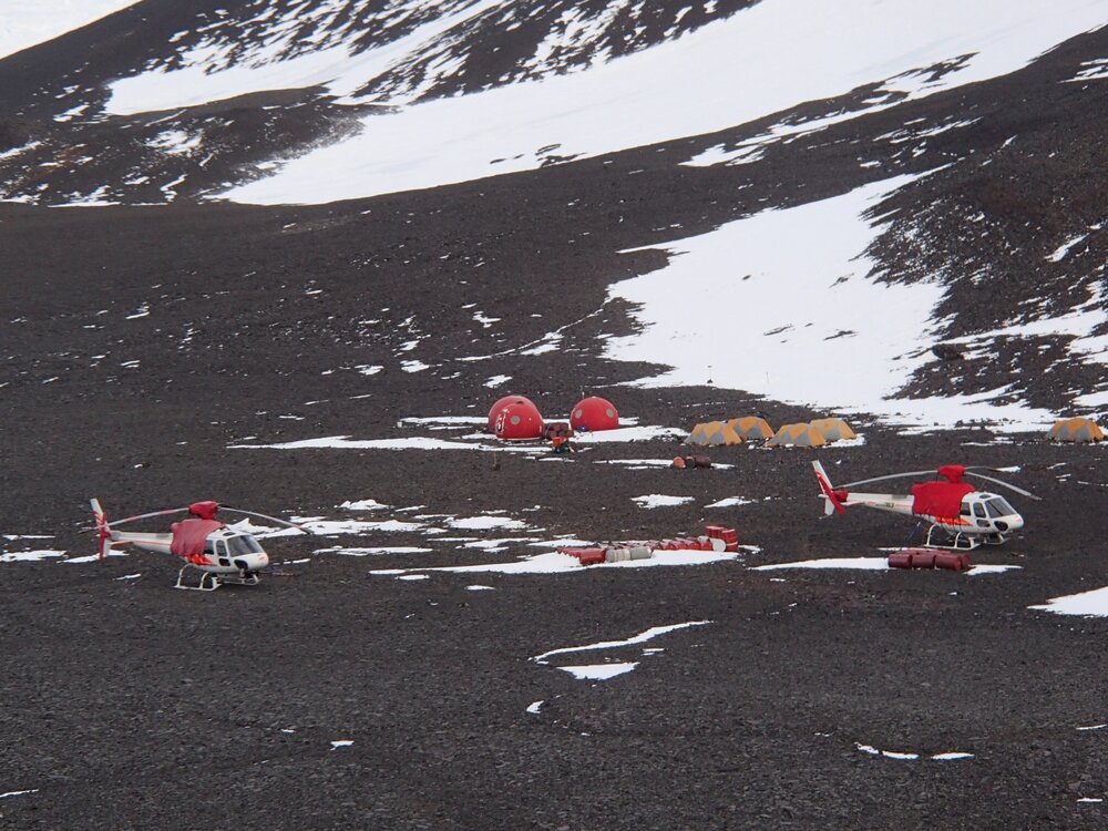 2015-16 Helicopters and camp, Red Castle Ridge 