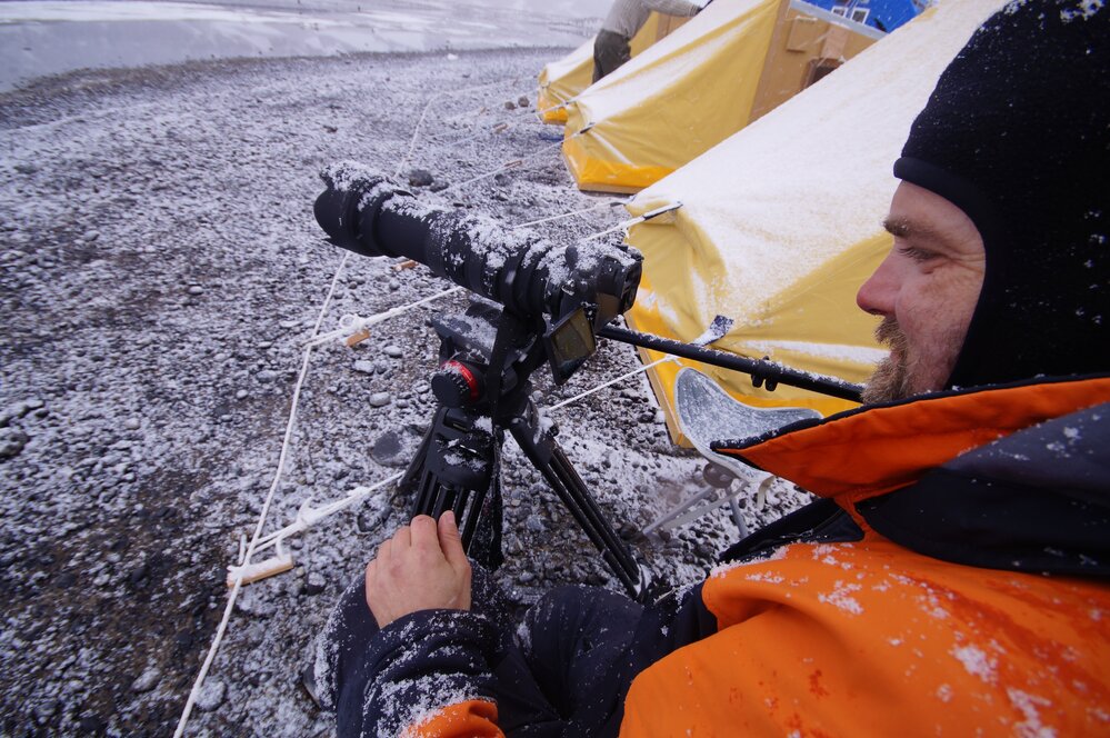 2015-16 Brynjar Wideroe from NRK documentary film crew (001)