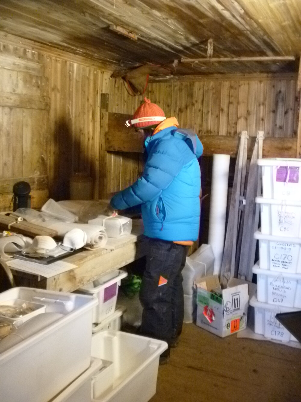 2015-16 Lizzie Meek in Borchgrevink's hut (001)