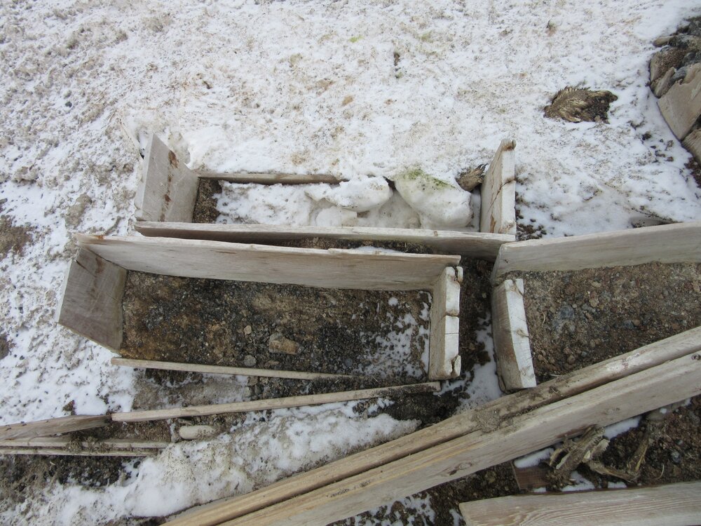 2015-16 External artefacts at Cape Adare (005)