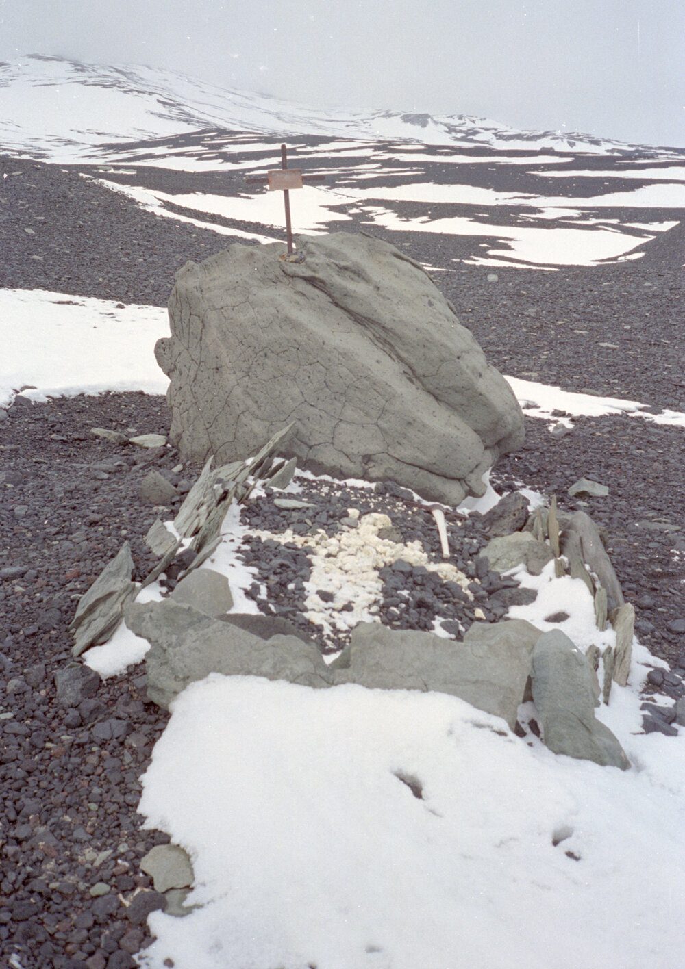 Hanson's grave, Cape Adare