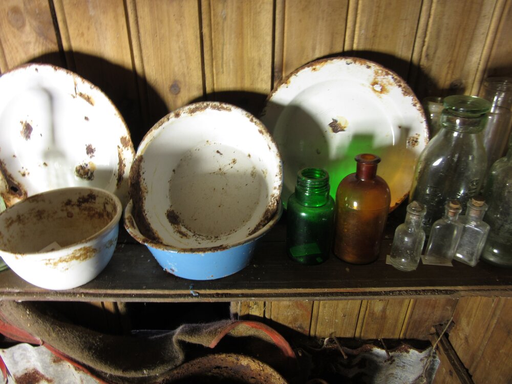 2015-16 Location image - Galley, Borchgrevink's hut (029)