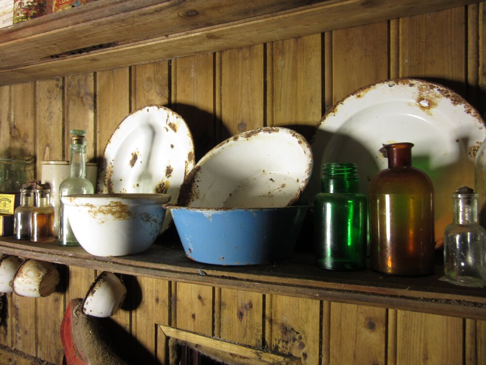 2015-16 Location image - Galley, Borchgrevink's hut (031)