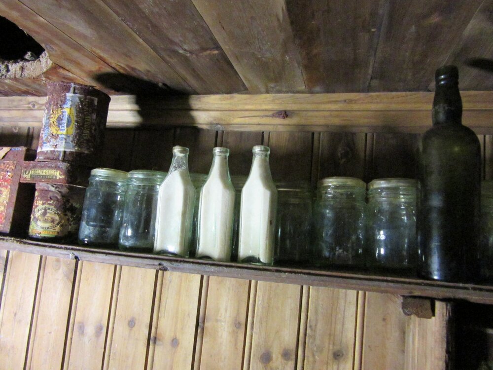 2015-16 Location image - Galley, Borchgrevink's hut (056)