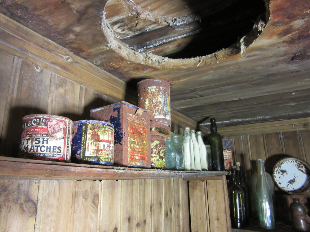 2015-16 Location image - Galley, Borchgrevink's hut (060)