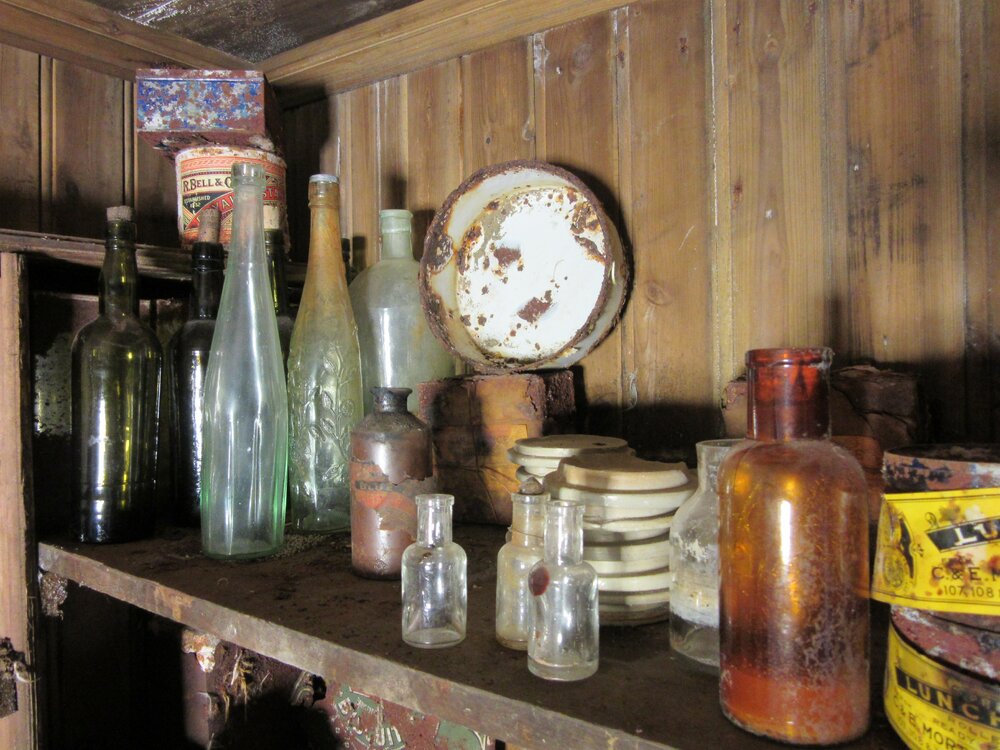 2015-16 Location image - Galley, Borchgrevink's hut (069)