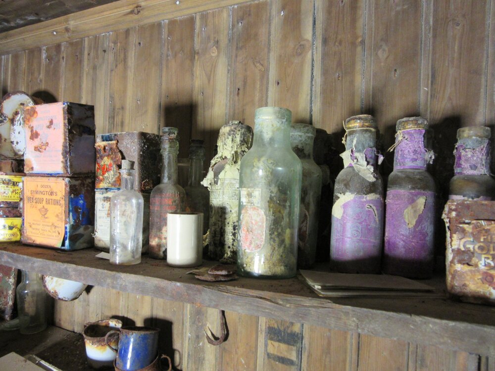 2015-16 Location image - Galley, Borchgrevink's hut (072)