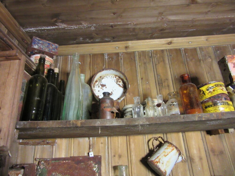 2015-16 Location image - Galley, Borchgrevink's hut (079)
