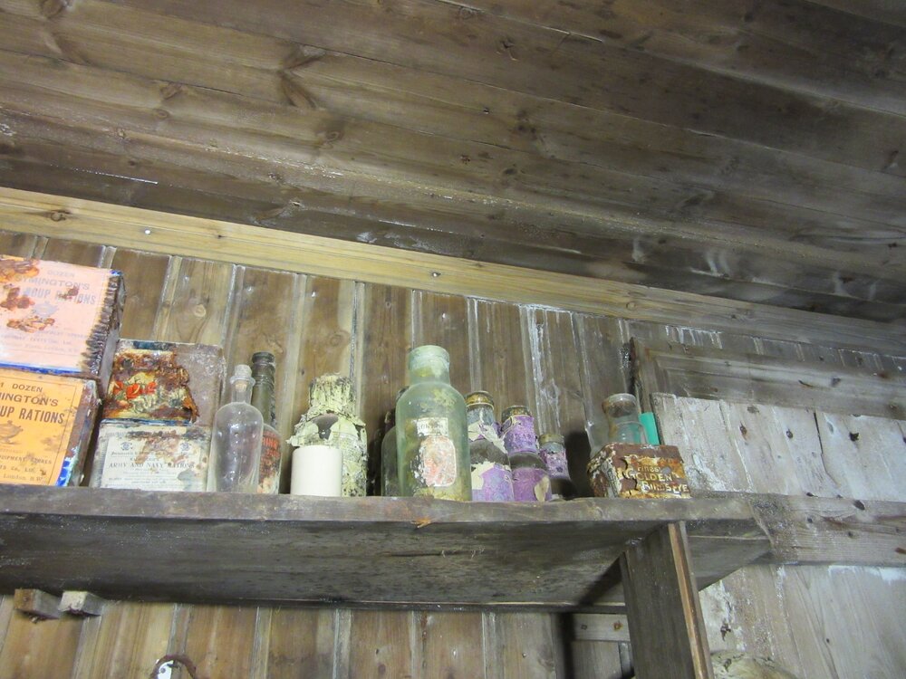 2015-16 Location image - Galley, Borchgrevink's hut (081)