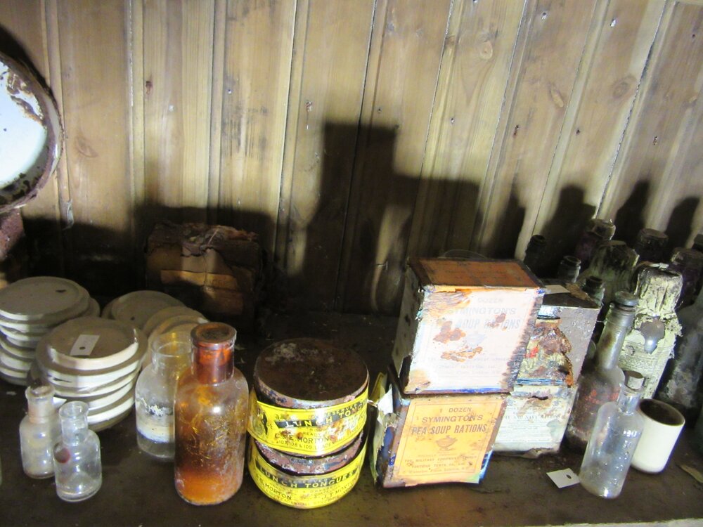 2015-16 Location image - Galley, Borchgrevink's hut (084)