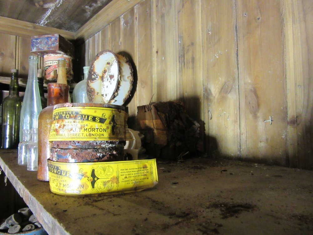 2015-16 Location image - Galley, Borchgrevink's hut (093)