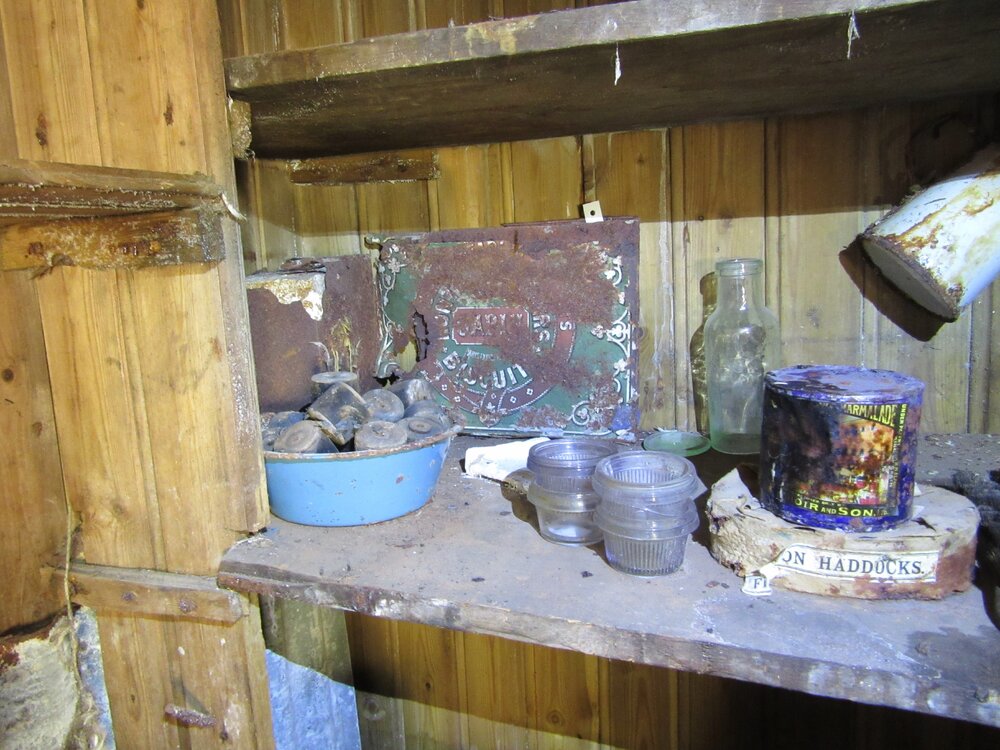 2015-16 Location image - Galley, Borchgrevink's hut (100)