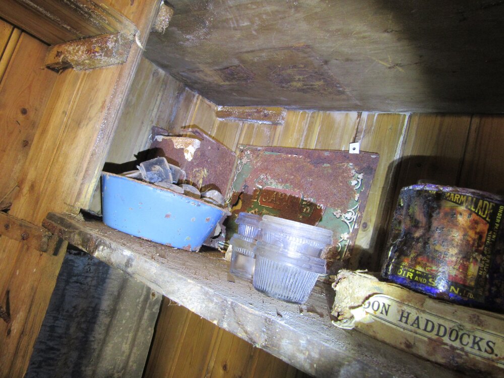 2015-16 Location image - Galley, Borchgrevink's hut (110)