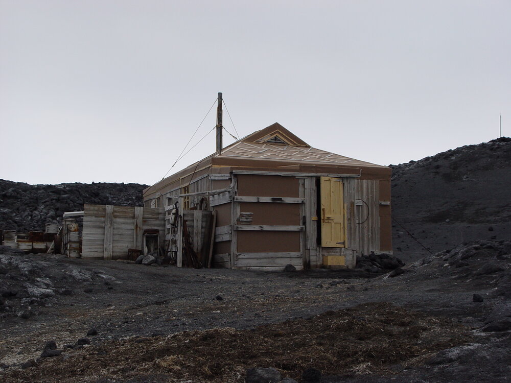 2007 West wall and main door of Shackleton's 'Nimrod' hut, Cape Royds