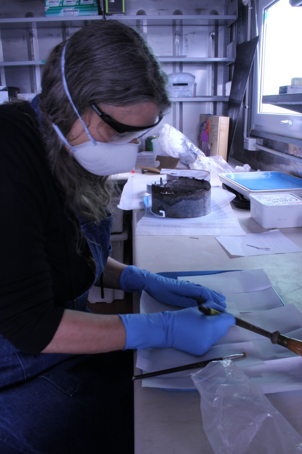 2021-22 Conservators at work, Belinda Hager treating a knife sharpening steel