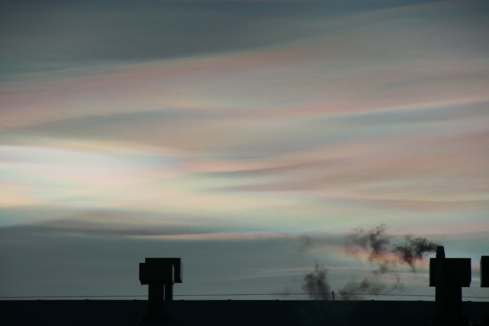 2010-11 Nacreous Clouds seen from Scott Base