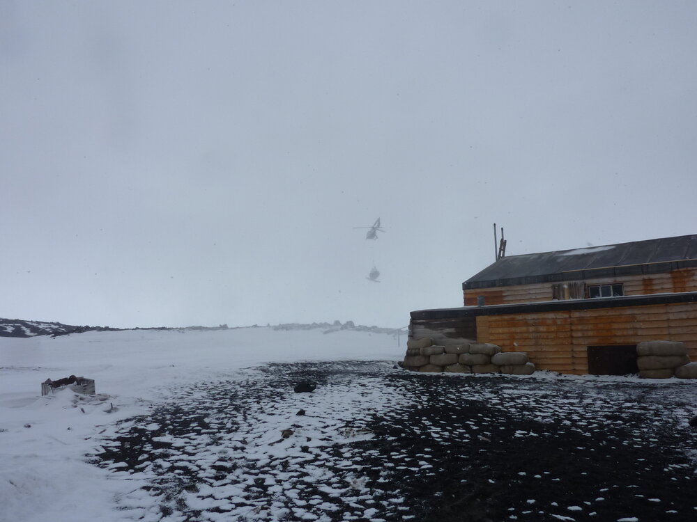2010-11 Helicopter collecting supplies from Cape Evans