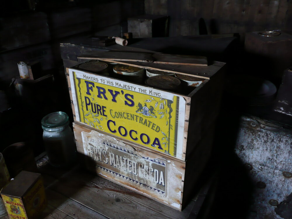 2009-10 Fry's cocoa boxes, Scott's 'Terra Nova' hut