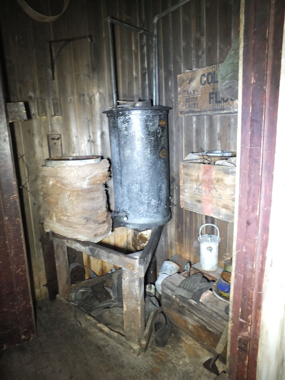 2014 Scott's 'Terra Nova' hut interior, acetylene generator, Cold Porch