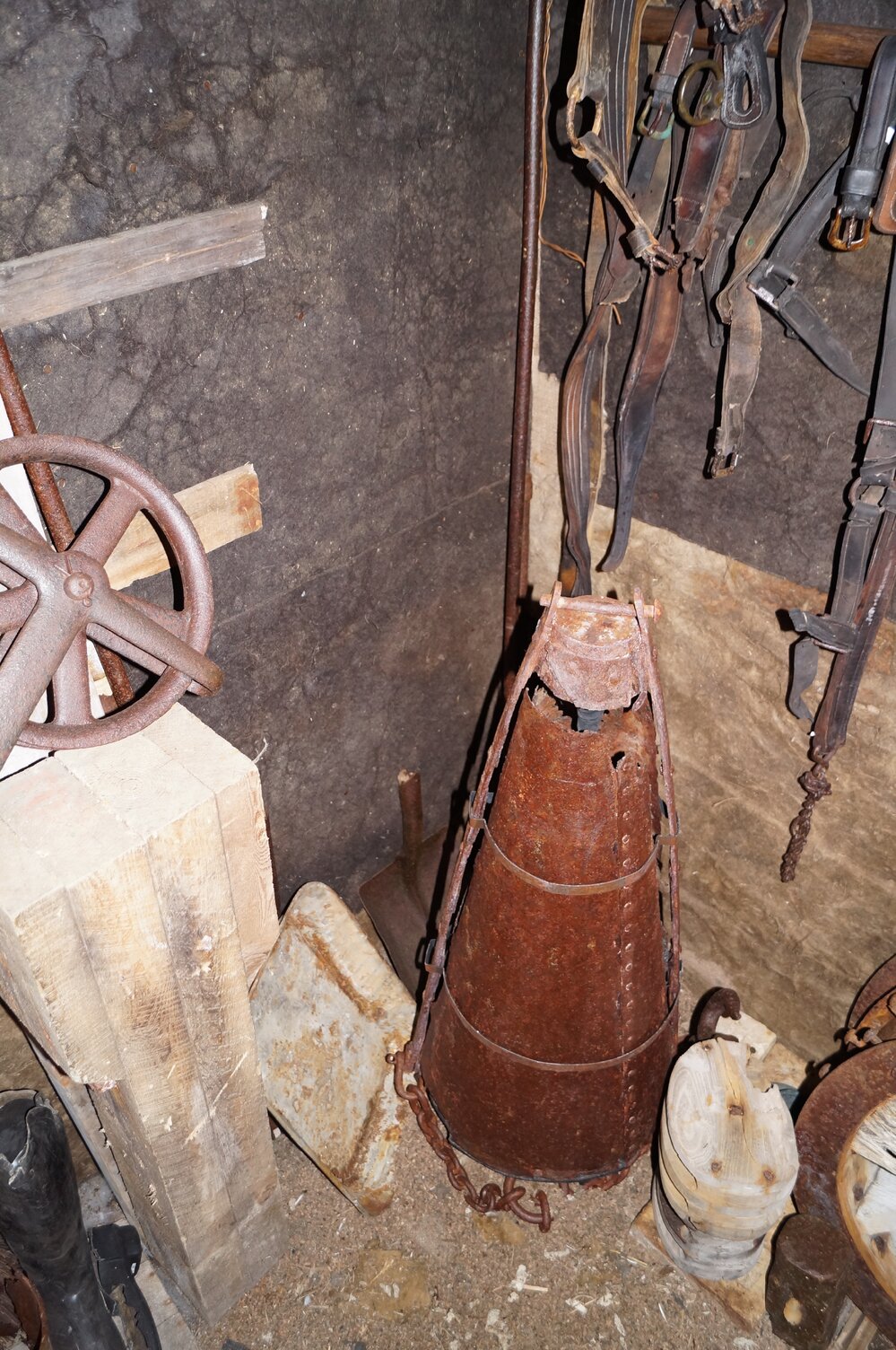 2012-13 Shackleton's 'Nimrod' hut inspection, interior (004)