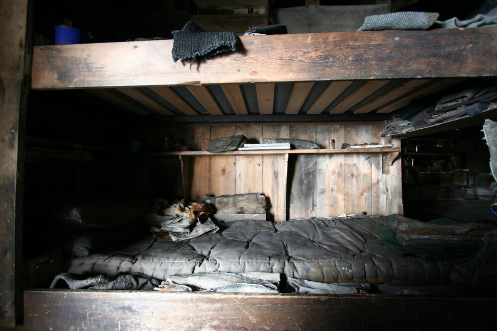 Nelson and Day's bunks, Scott's 'Terra Nova' hut (001)