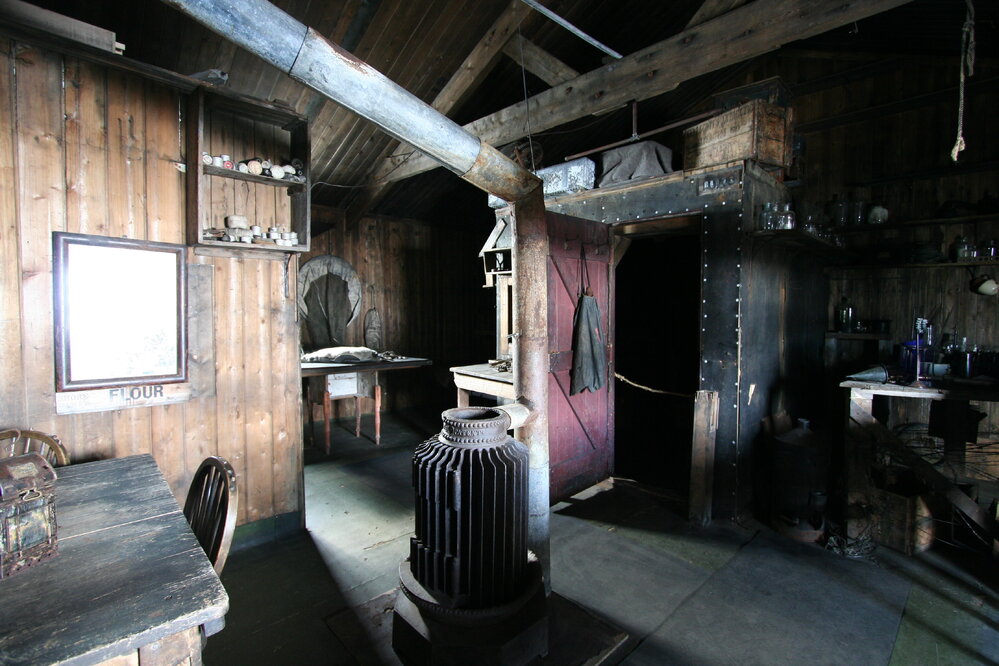 Wardroom table and stove, Scott's 'Terra Nova' hut (001)