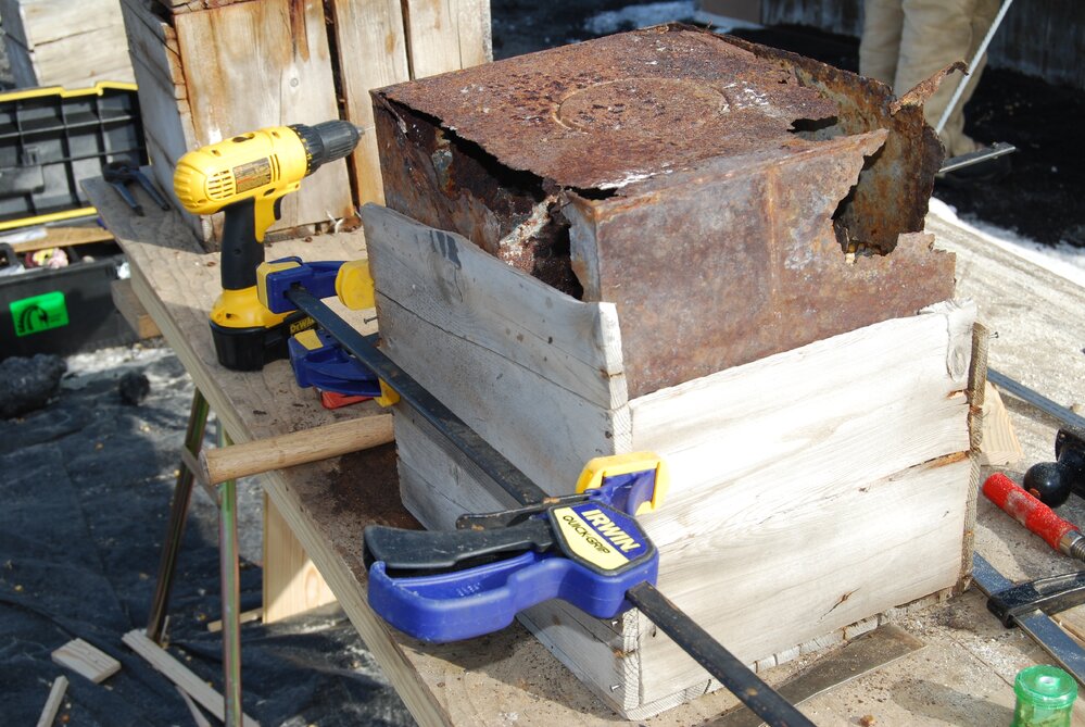 Box undergoing repairs, Cape Royds (020)