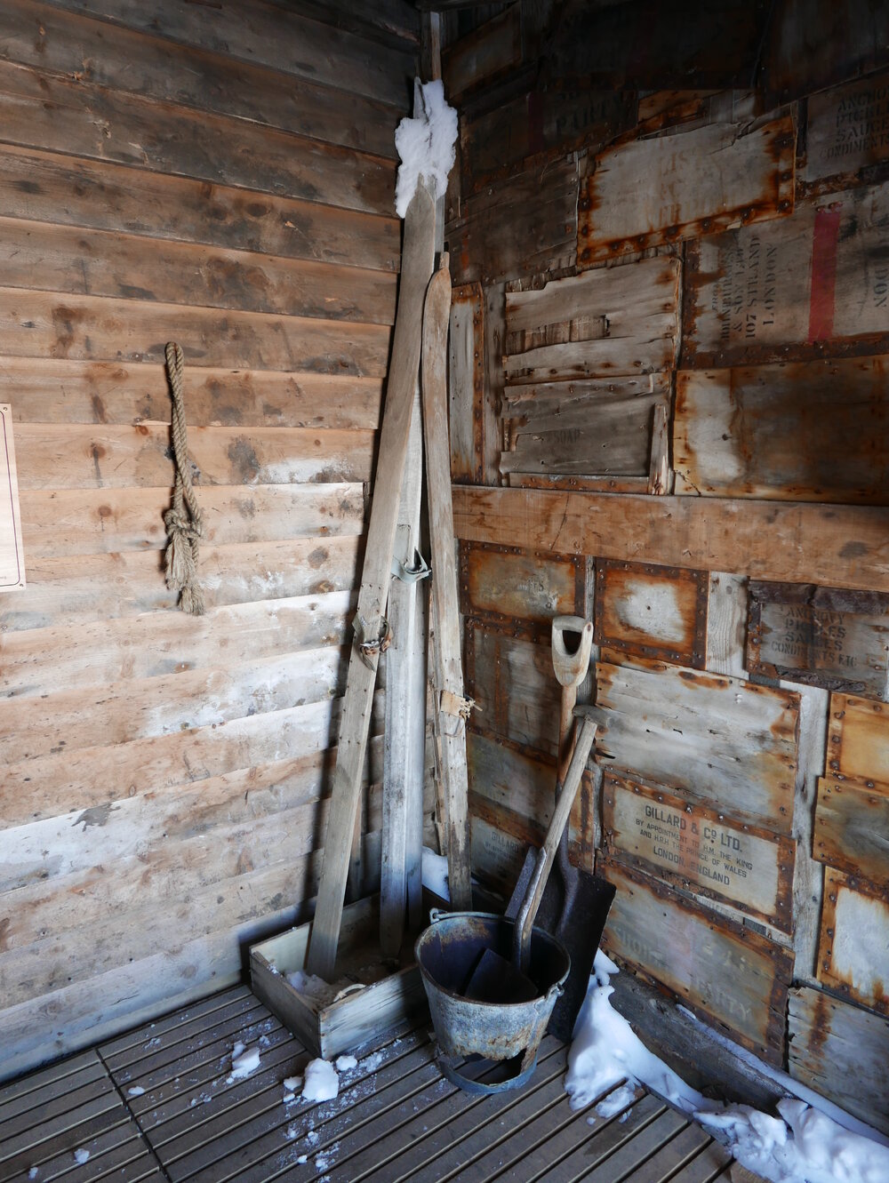 2017-18 Scott's 'Terra Nova' hut, work task, duckboards (003)